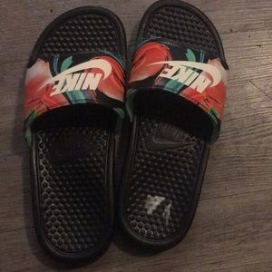 Nike slides